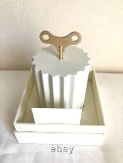 PRADA Music Box White Wooden O Christmas Tree O Tannenbaum 16 x 10 cm USED/MINT