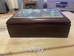 RARE Vintage Glynda Turley Hand In Hand Musical Jewellery Box(Plays Memory Cats)