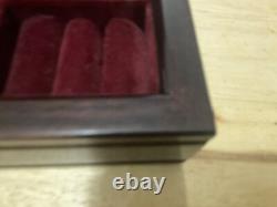 RARE Vintage Glynda Turley Hand In Hand Musical Jewellery Box(Plays Memory Cats)