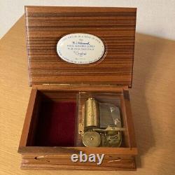 REUGE Music Box 36 Valve ANRI Hummel Christmas Total wood carving Used F/S