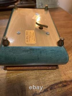 REUGE Music Box Green Wooden Floral Engraved Antique Swiss Vintage Decor
