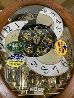 RHYTHM MUSICAL Move WALL CLOCK With 18 MELODIES, 4MH852WD06 New In Box