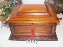 Rare Antique Disc Playing Mahogany Music Box By Regina Plus 25-15.1/2 Discs