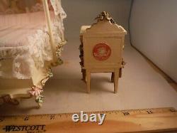 Rare Reuge Spielwaren Dollhouse Rococo Szalasi Canopy Bed WithMusic Box & Table