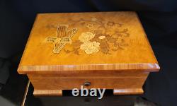Reuge 3/50 3 Songs Swiss Lacquered Wood Inlay Music Box SAINTE CROIX. Beauty