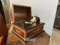 Reuge Music Treasure Chest Disc Movement Music Box with10 Discs Swiss Wood Inlay