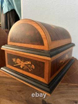 Reuge Music Treasure Chest Disc Movement Music Box with10 Discs Swiss Wood Inlay