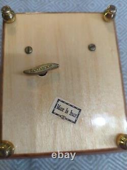 Romance Music Box wood Italy vintage ring holder rare