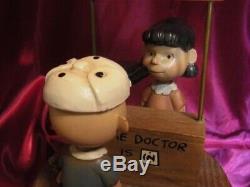 Snoopy Lucy Peanut Doctor is In Italy ANR I wood carving music box Vintage