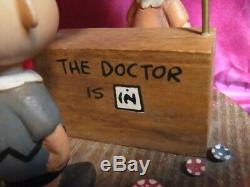 Snoopy Lucy Peanut Doctor is In Italy ANR I wood carving music box Vintage