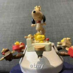 Snoopy Peanuts wooden music box 2015 Rare wooderful life