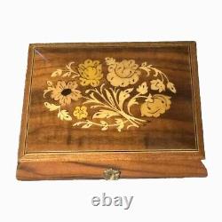 Sorrento Intarsio hand-made Floral wood Inlay Italian Music Jewerly Box With Key