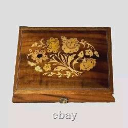 Sorrento Intarsio hand-made Floral wood Inlay Italian Music Jewerly Box With Key