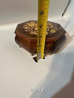 Sorrento Italy Inlaid Wood Floral Design Music Box Octagonal
