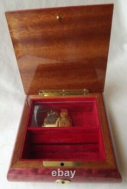 Sorrento Italy Marquetry Jewelry Music Box With 18 Note Sankyo Movement