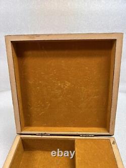 Stunning Vintage Reuge Wood Peacock Feather Design Music Jewelry Box 5440