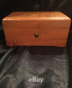 Thorens Music Box SOLID Wood Swiss Made (Romeo & Juliet) Plays A Time For Us