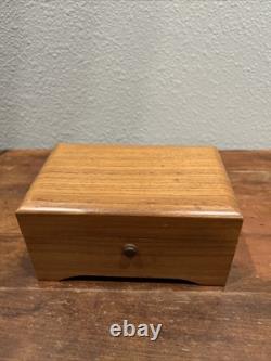 Thorens Music Box Works Try To Remember Beautiful Condition Tested