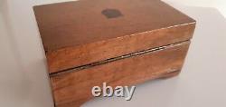 Thorens Of Switzerland Vintage 1940s musical box, in beautiful Wooden box