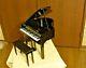 Tonner 2005 Tyler Wentworth Collection Baby Grand Piano Music Box Wooden Unused