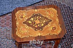 VTG Italian Music Box Table Wood Inlay Sorrent FLORENTINA Side 19.5X14.5X11.5