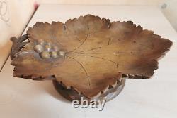 Vintage 1930s Black Forest Beech Wood Leaf Carved Musical Fruit Bowl Music Box