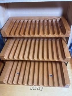 Vintage 1960s Italian Cigarette Box Cantelevered Inlayed Wood Musical & Footed