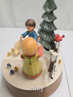 Vintage Anri Wooden Music Box Nativity With Baby Jesus Children Joy To The World