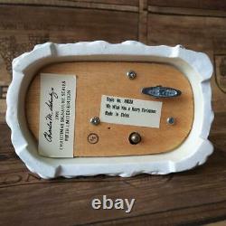 Vintage Antique Wood Beagle Snoopy Music Box 1991's Rare