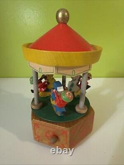 Vintage Holzkunst C. Ulbricht Musical Carousel Spinning Wood Music Box, 6 3/4