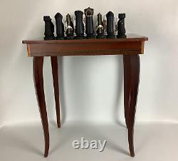 Vintage Italian Chess Table Wind Up MUSIC BOX Set With Inlaid Lacquered Wood