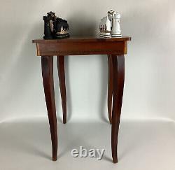Vintage Italian Chess Table Wind Up MUSIC BOX Set With Inlaid Lacquered Wood