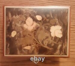 Vintage Italian Jewelry Music Box Sorrento Italy Floral Wood Walnut Inlay