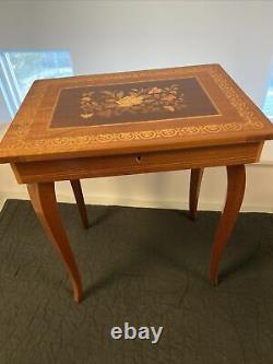 Vintage Italian Wind Up MUSIC BOX table With Inlaid lacquered wood design