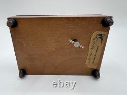 Vintage Italian Wood Inlaid Music Box Un Paio di Calosce WindUp Switzerland Rare