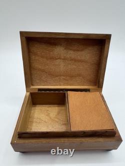 Vintage Italian Wood Inlaid Music Box Un Paio di Calosce WindUp Switzerland Rare