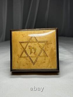 Vintage Italian Wood Inlay Jewish Magen David Music Box Footed