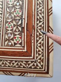 Vintage Moroccan/Moorish Marquetry Inlaid Musical Cigarette Box