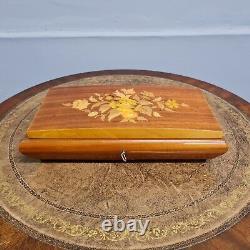 Vintage Musical Jewellery/Trinket Box, Wooden, Unique Gift, Vanity Accessories