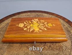 Vintage Musical Jewellery/Trinket Box, Wooden, Unique Gift, Vanity Accessories