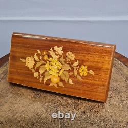 Vintage Musical Jewellery/Trinket Box, Wooden, Unique Gift, Vanity Accessories