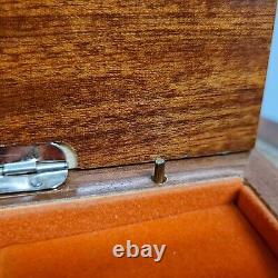 Vintage Musical Jewellery/Trinket Box, Wooden, Unique Gift, Vanity Accessories