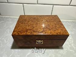 Vintage REUGE MUSIC BOX Sainte-Croix Switzerland 2/36 Beautiful wood works great