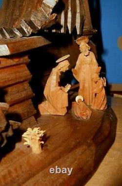 Vintage Reuge Oberammergau Wood Nativity Creche Scene Music Box Silent Night