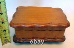 Vintage THORENS Wood MUSIC BOX LARA'S THEME and EDELWEISS Switzerland