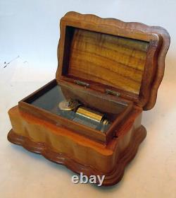 Vintage THORENS Wood MUSIC BOX LARA'S THEME and EDELWEISS Switzerland