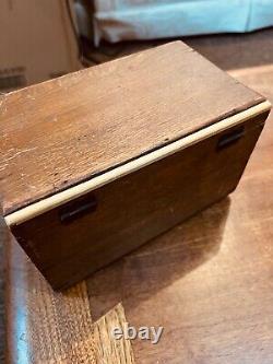 Vintage Thorens Music Box Wood 41 Discs