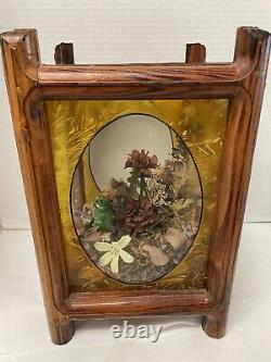 Vintage Wood Shadowbox Music Box Frog Bee Foliage 12 x 7 1/2 x 7 1/2