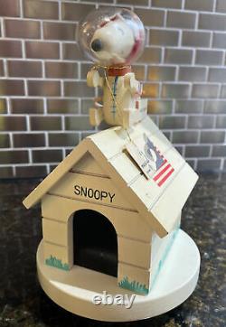 Vintage Wood Snoopy Apollo Astronaut Music Box Schmidt Bros