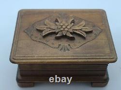 Vintage Working CUENDET Swiss Cylinder Ornate Carved Walnut Music Box EDELWEISS